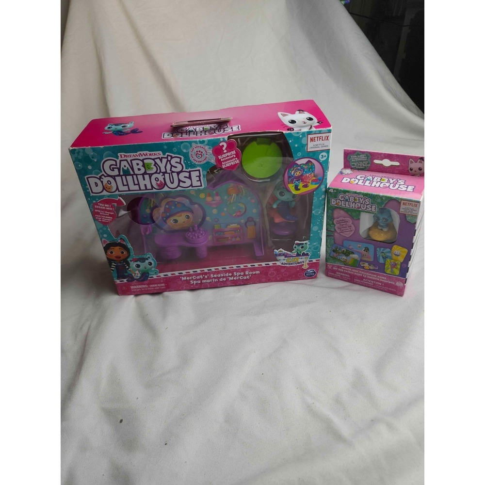 DreamWorks Gabbys Dollhouse MerCats Seaside Spa Room MatchIcal Board Game Set